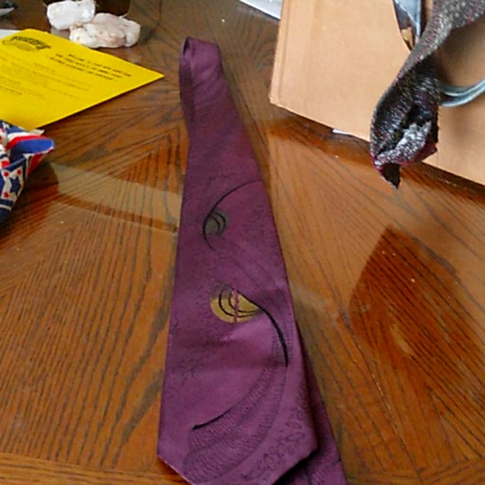 Purple exotic tie from italy